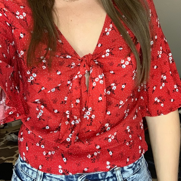 Rue 21 Red floral blouse - Picture 3 of 5